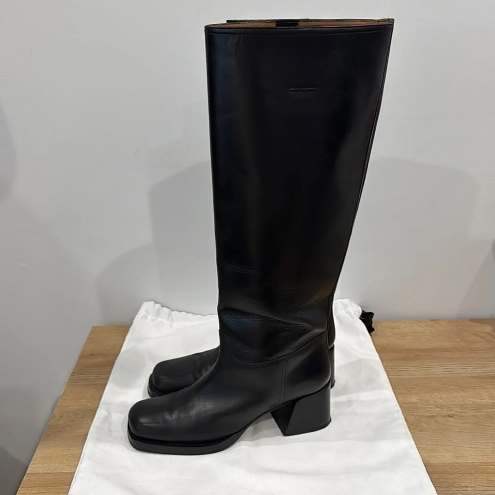 Labucq Black Heeled Boots Timeless Design - Picture 3 of 6
